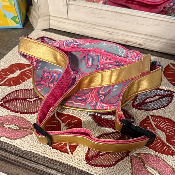 Simply Southern Pink and Gray Paisley Waist Bag - Picture 4 of 4